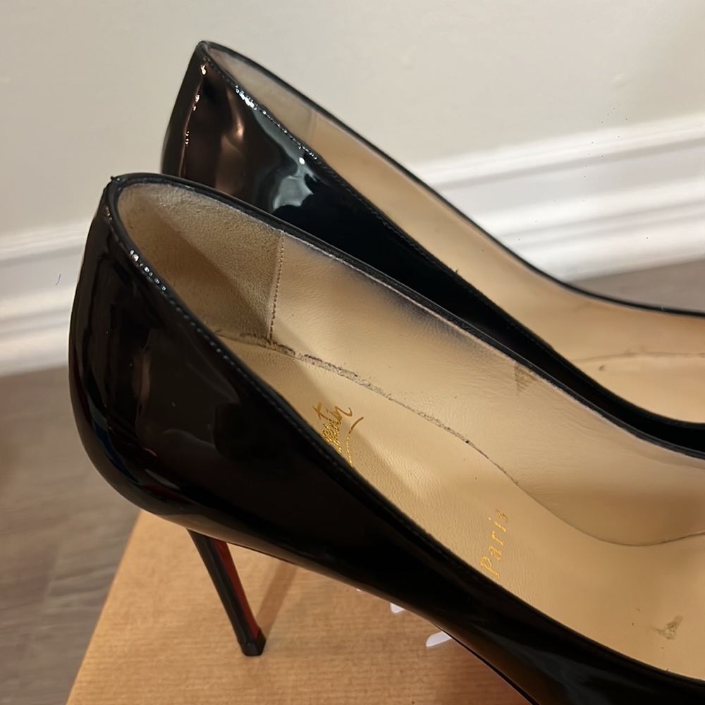 Christian Loboutin 85mm Kate Pump - Picture 5 of 8